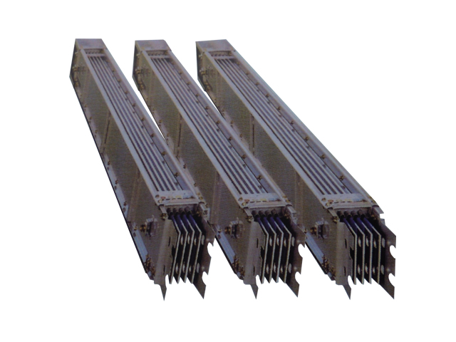 CFW-2A高強封閉母線槽