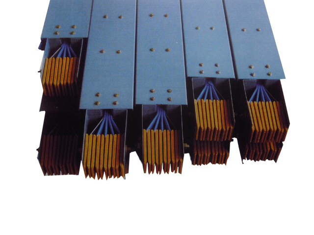 JCMC-3A密集絕緣母線（xiàn）槽